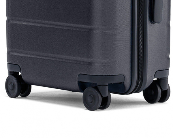 Чемодан Xiaomi Mi Suitcase Luggage 20" Black (EU)